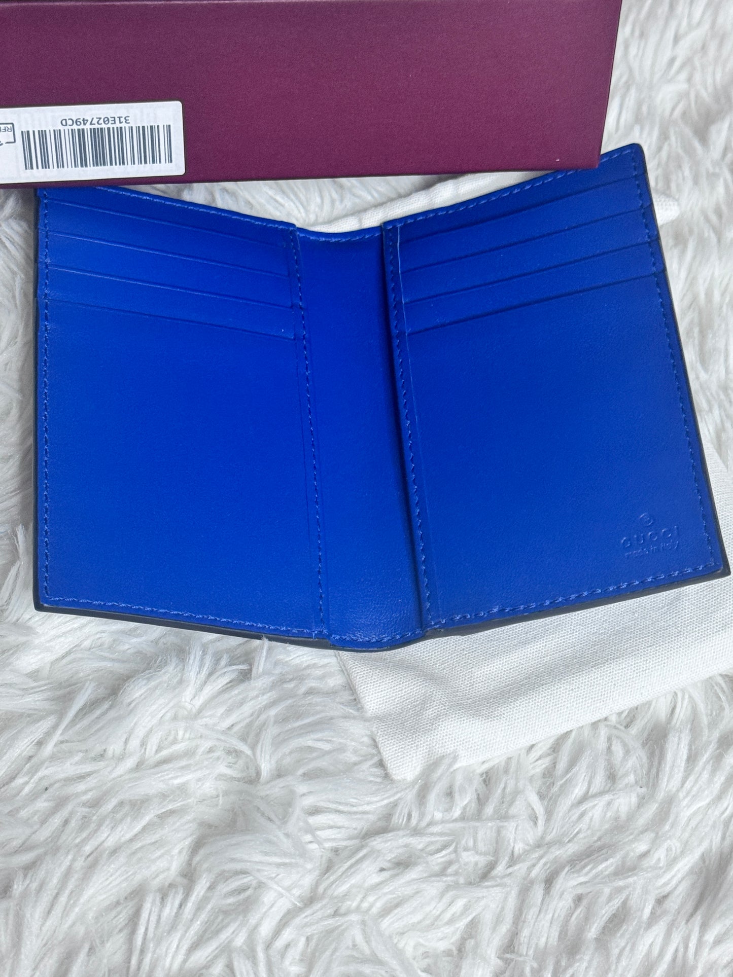GUCCI Blue Leather Bi-Fold Embossed Card Case