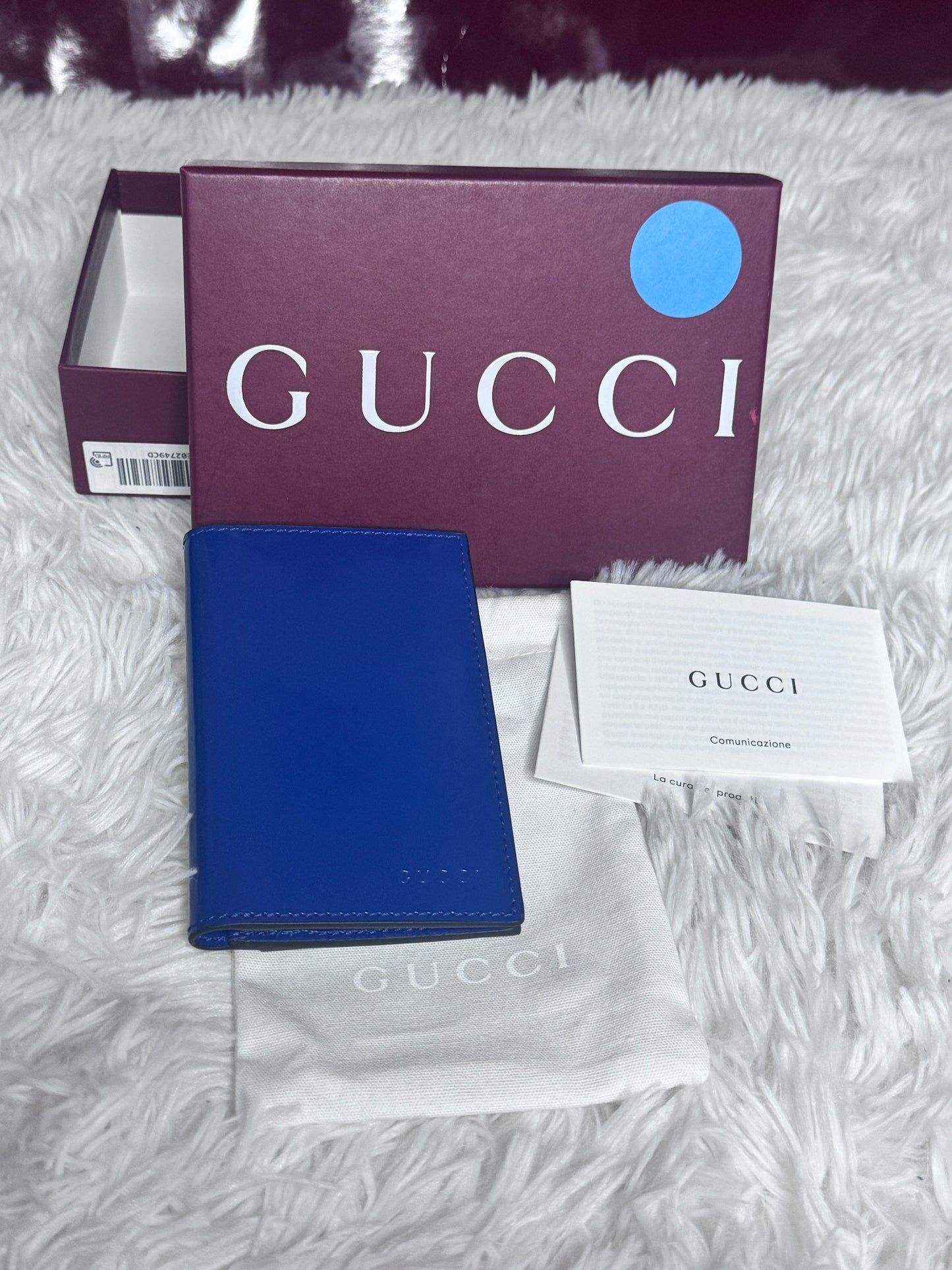 GUCCI Blue Leather Bi-Fold Embossed Card Case